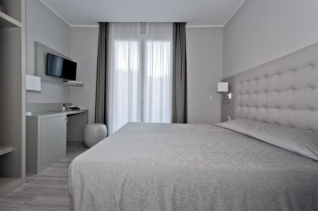 Hotel San Francesco Borgomanero Εξωτερικό φωτογραφία